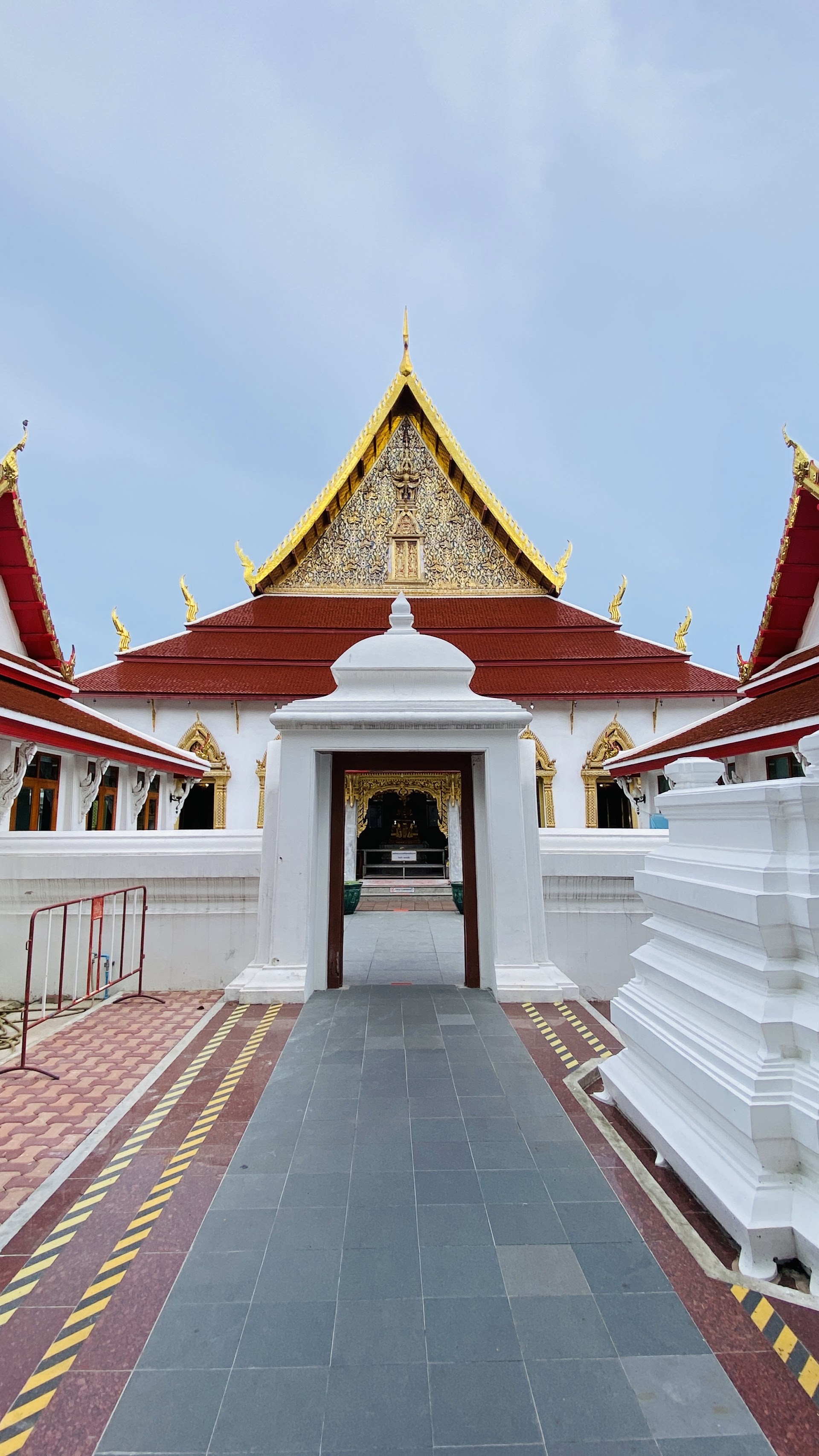 ティニディー トレンディー バンコク カオサン
