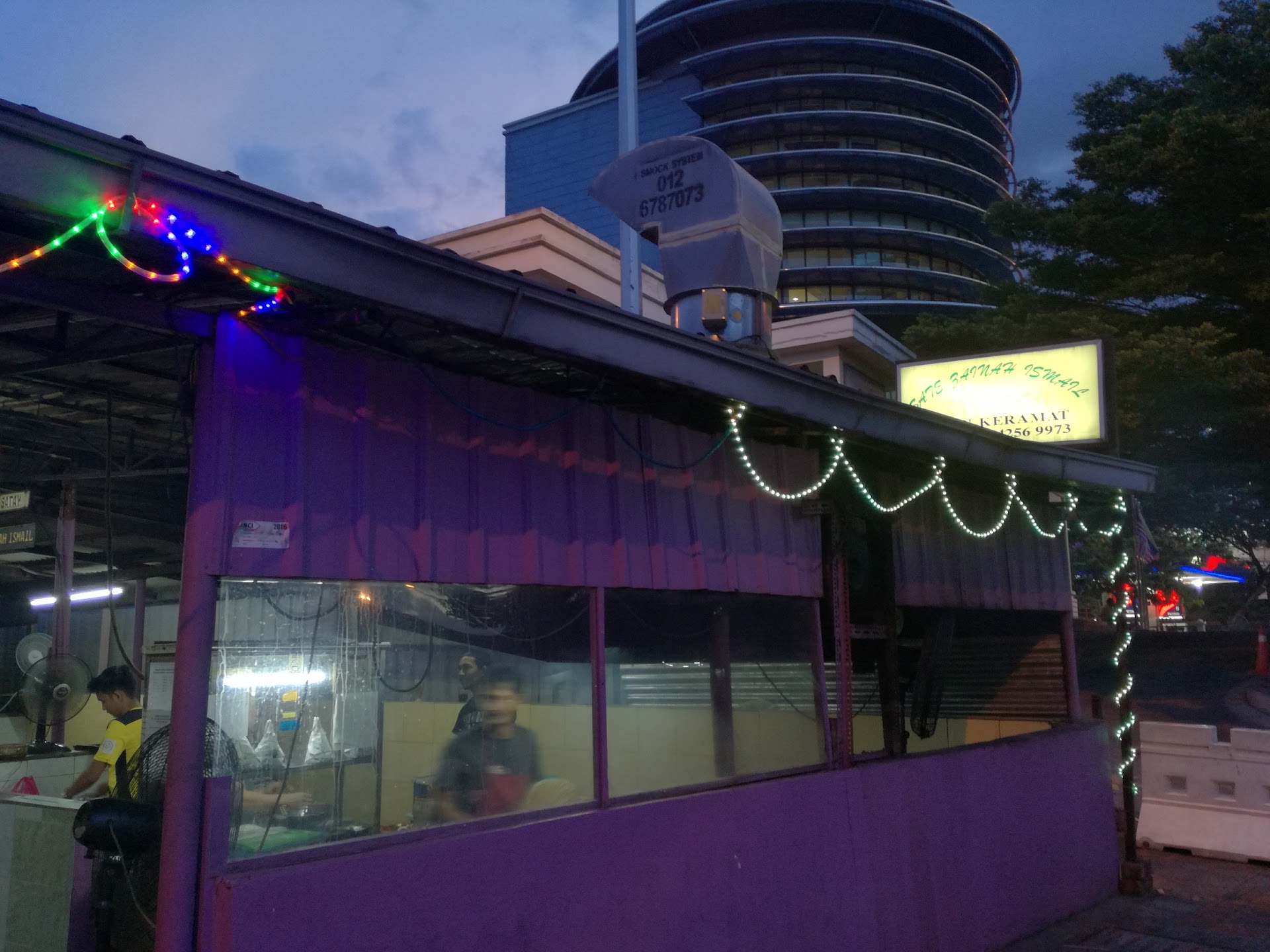 【マレーシア】クアラルンプール屋台街アロー通りで食べ歩き！絶品ローカルグルメ5選