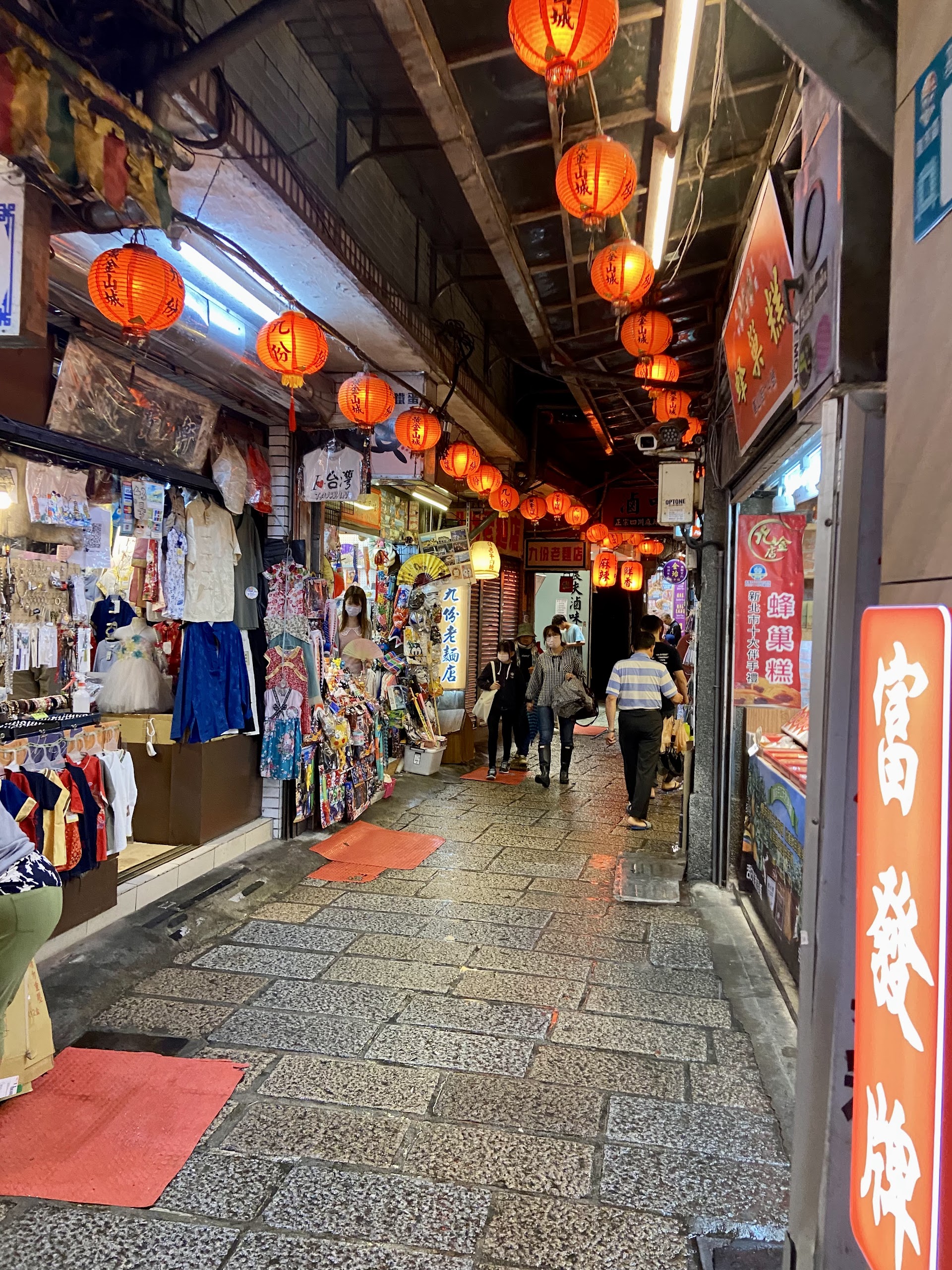 台北・永康街をふらっと、朝の小籠包と豆花さんぽ